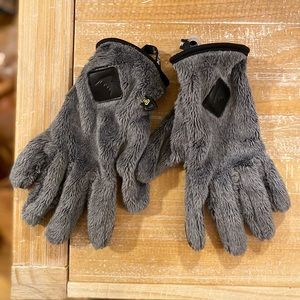 Burton gloves